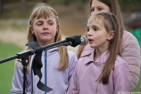 Odprtje odseka asfaltirane javne poti v naselju Velika Lašna (17)